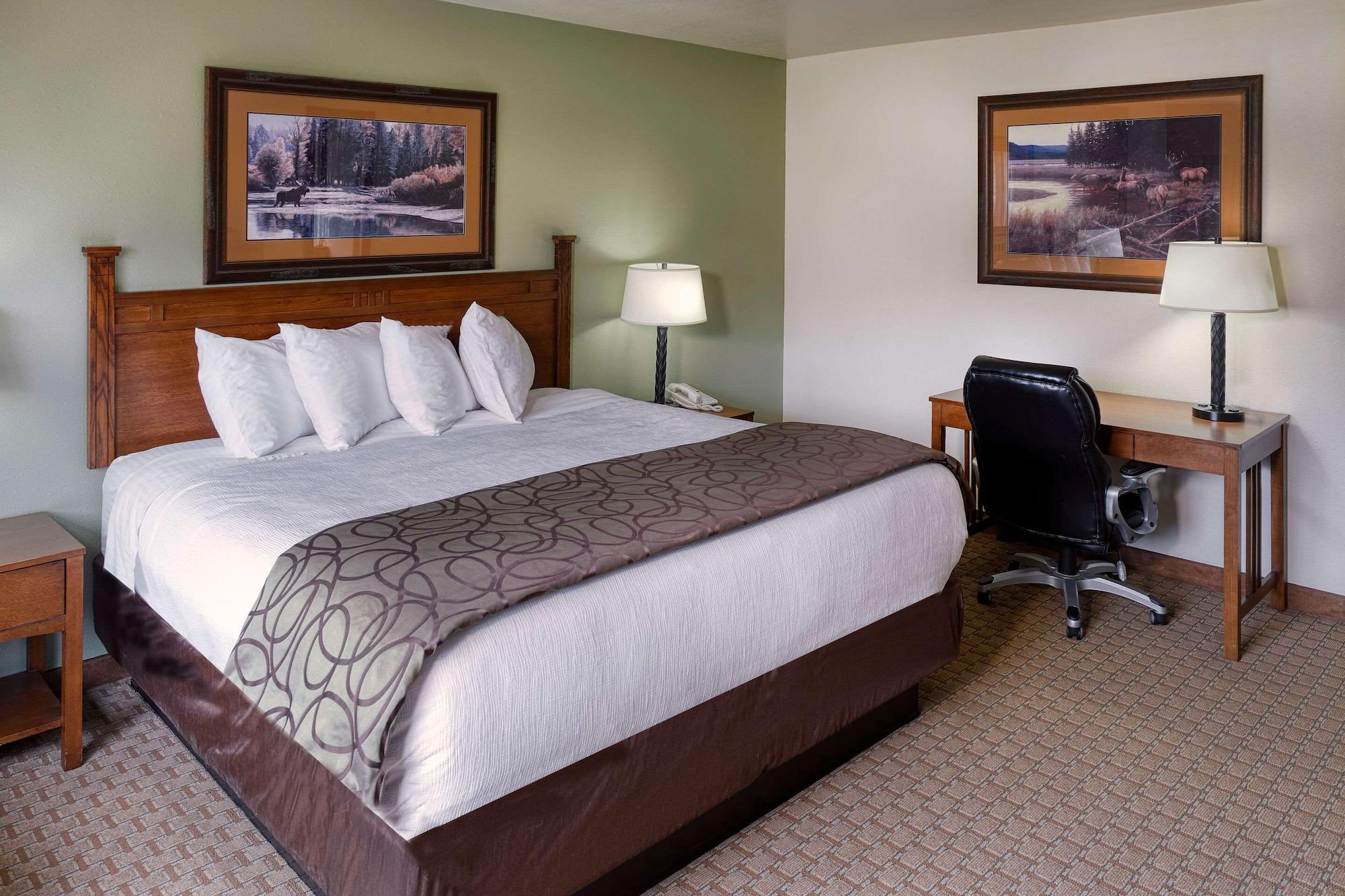 The Ridgeline Hotel At Yellowstone, Ascend Hotel Collection Gardiner Exterior foto